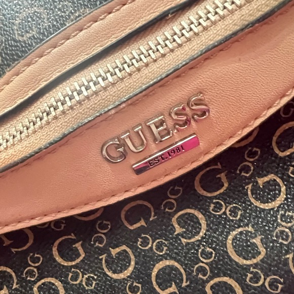 ORIGINAL G BY GUESS TRIFOLD WALLET  & MATCHING PURSE - Picture 5 of 6